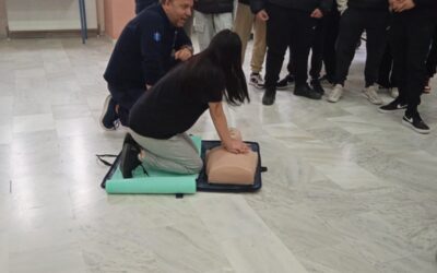 Σεμινάριο ΚΑΡΠΑ και Απινιδωτή  από την ομάδα ΕΚΑΒ